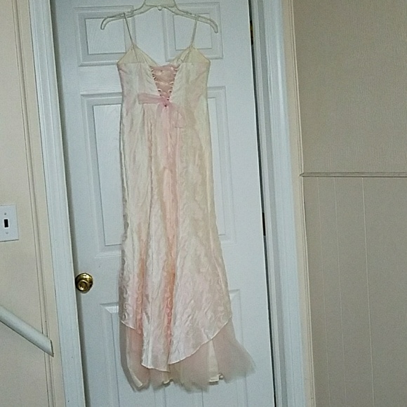 Prom dress - Picture 2 of 6